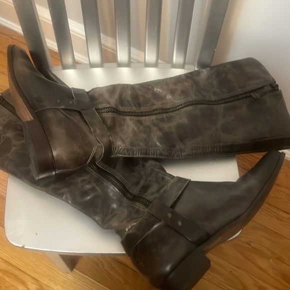 Matisse Wilmer Distressed Charcoal Riding Boot - Picture 2 of 16